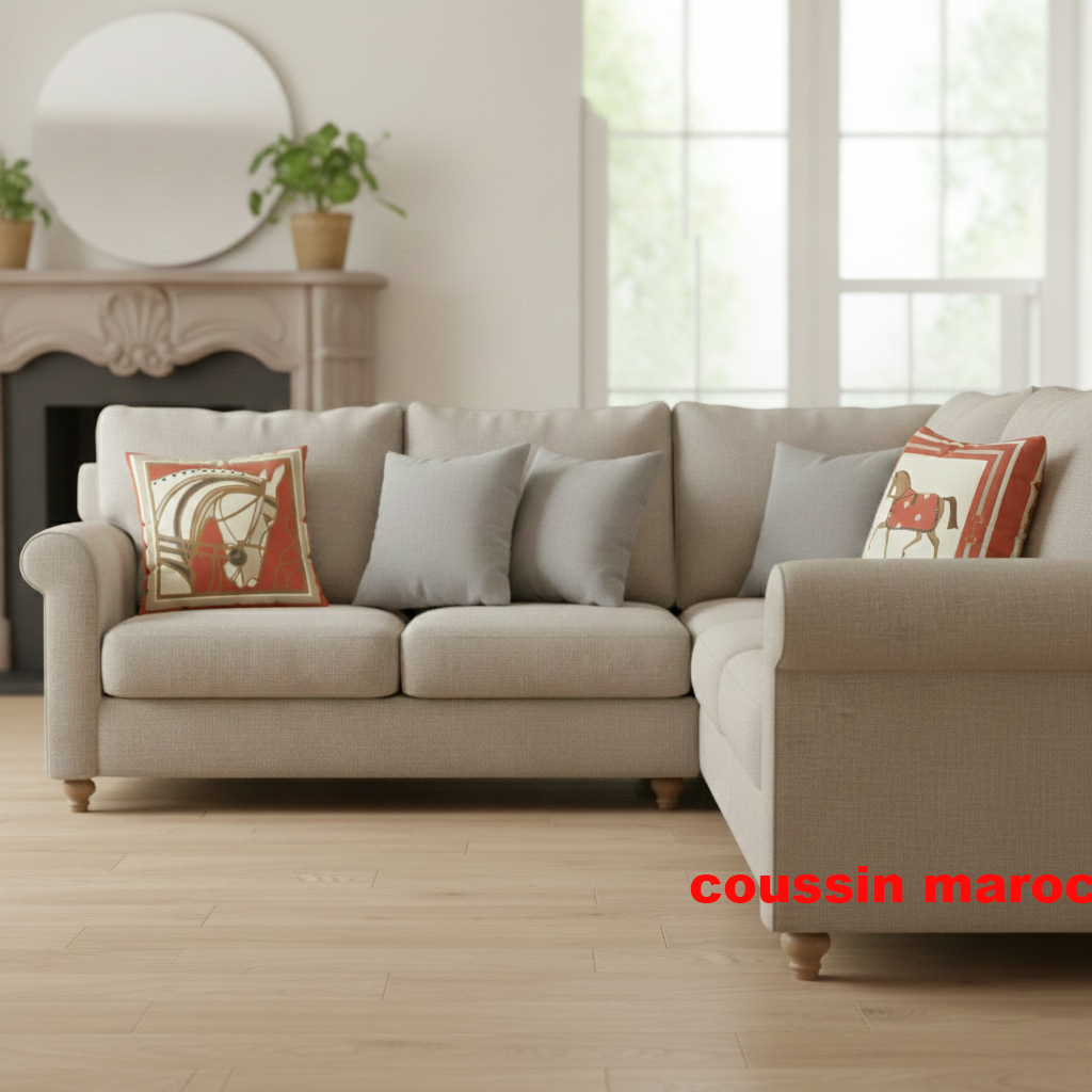 Duo de Coussins Décoratifs Équestres – Style Art & Luxe orange