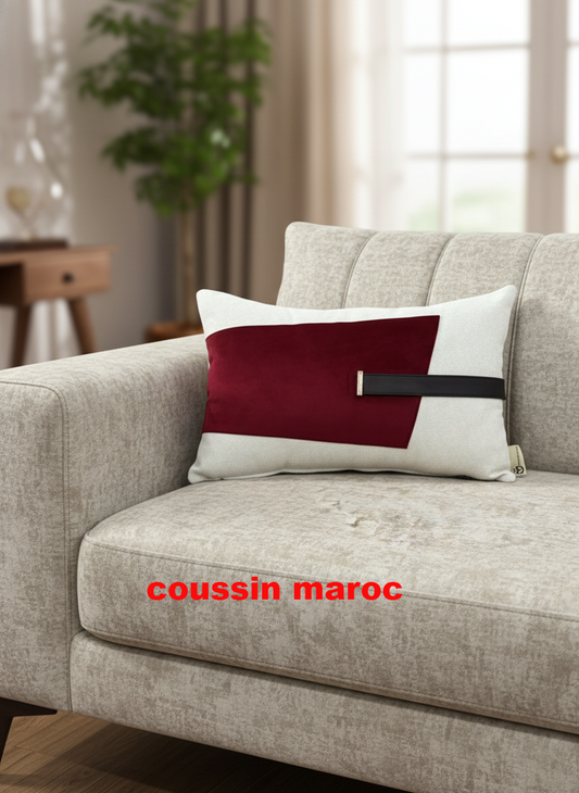 Coussin Marocain Luxe Moderne – Velours Bordeaux & Design Géométrique Chic